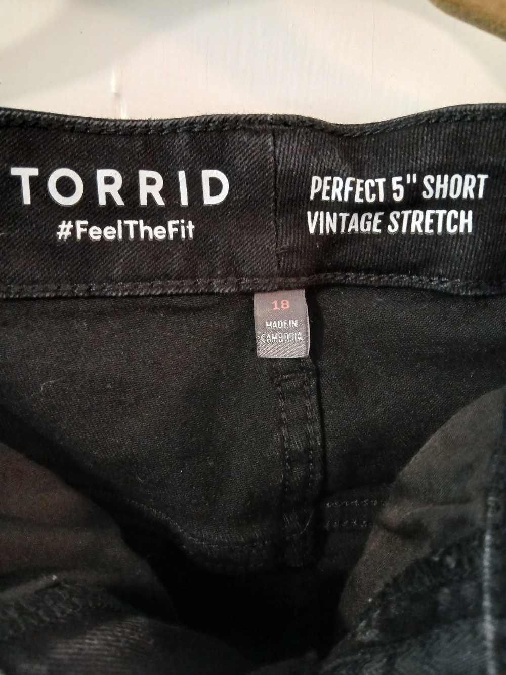 Torrid Black Vintage Stretch 5" Jean Shorts [153]